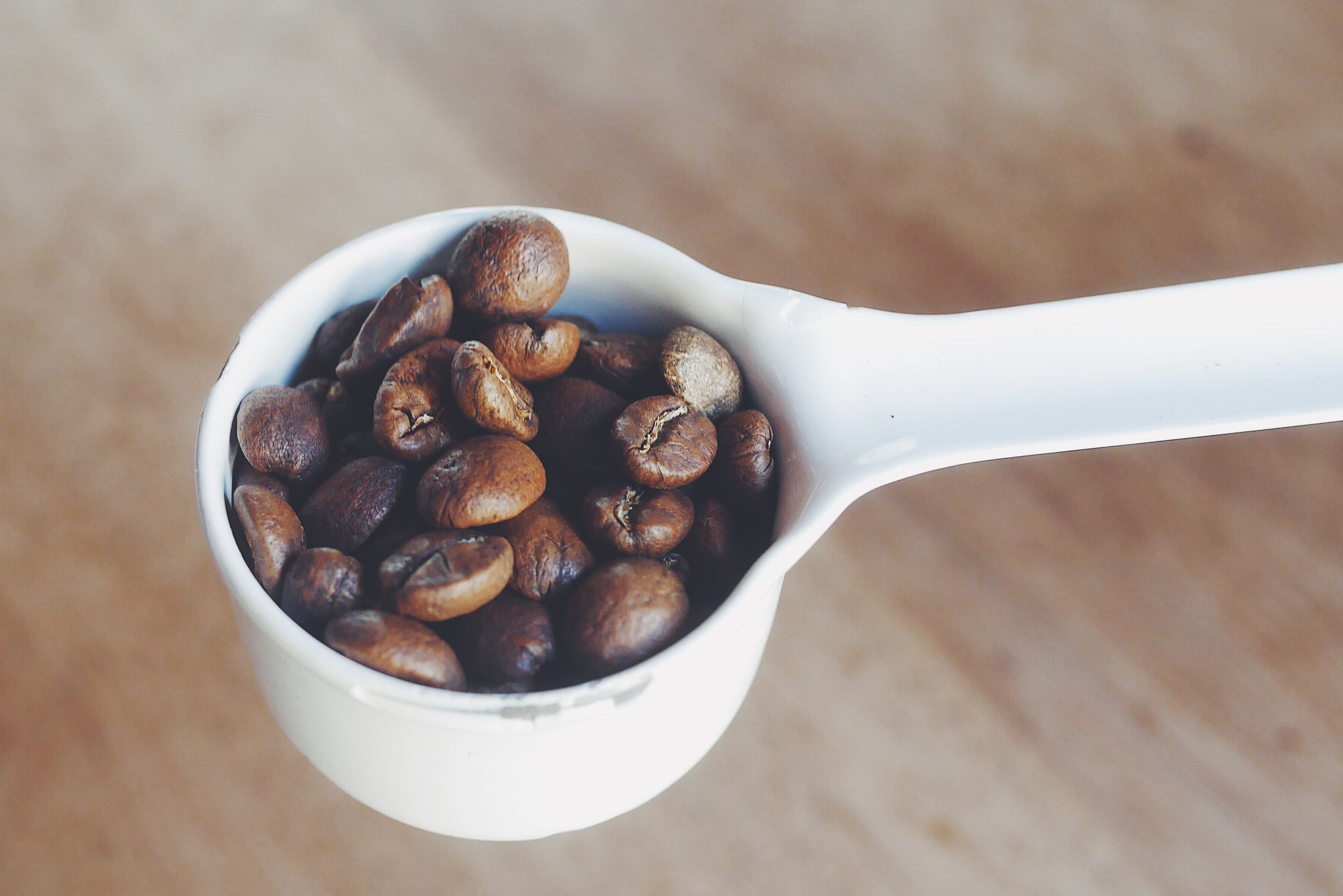 コーヒー豆を購入する際は 豆のまま or 粉にする？